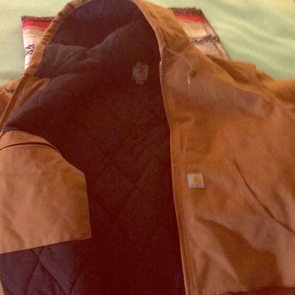 NWOT men’s large hooded carhartt